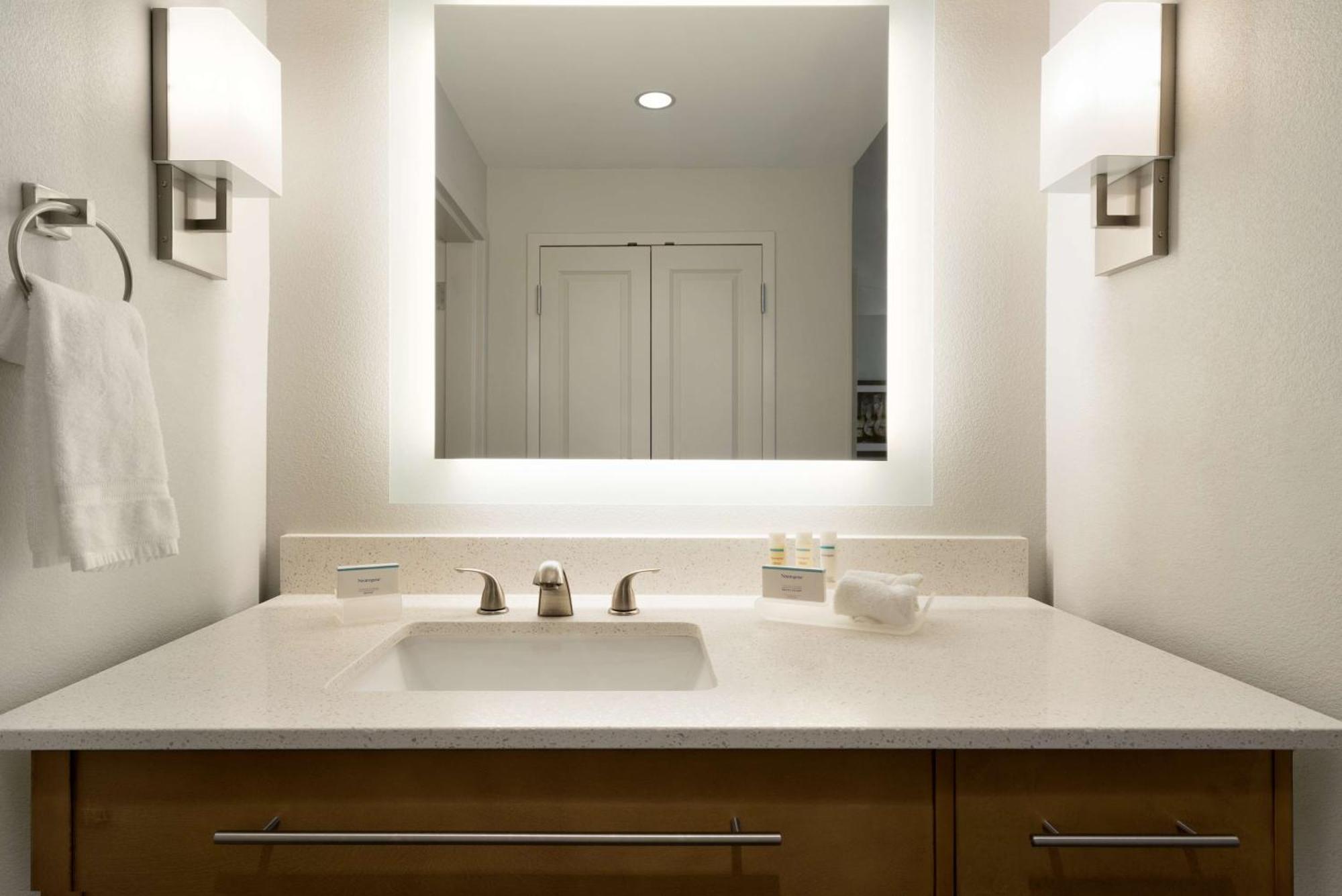 Homewood Suites By Hilton Memphis - סאות-הייבן מראה חיצוני תמונה